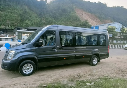 12-Seater Urbania