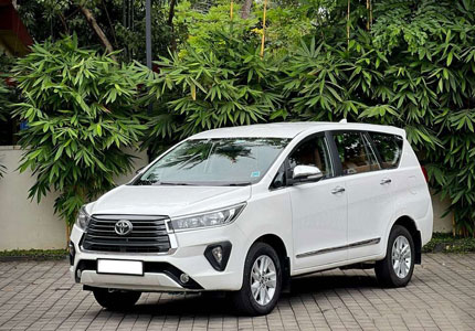 Toyota Innova Crysta