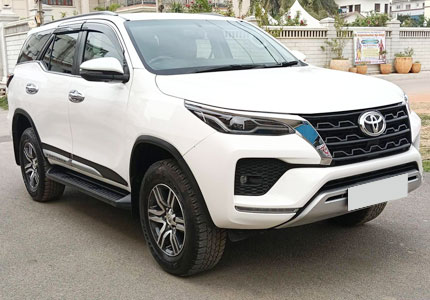 Toyota Fortuner Car